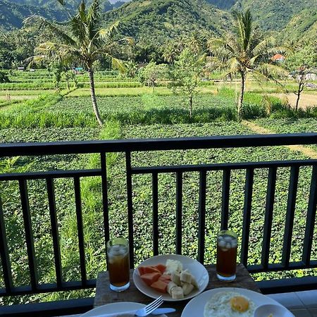 Mesari Homestay & Warung Amed Eksteriør billede