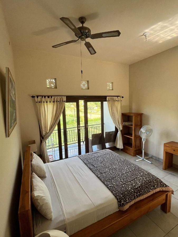 Mesari Homestay & Warung Amed Eksteriør billede