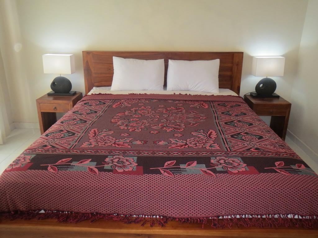 Mesari Homestay & Warung Amed Eksteriør billede