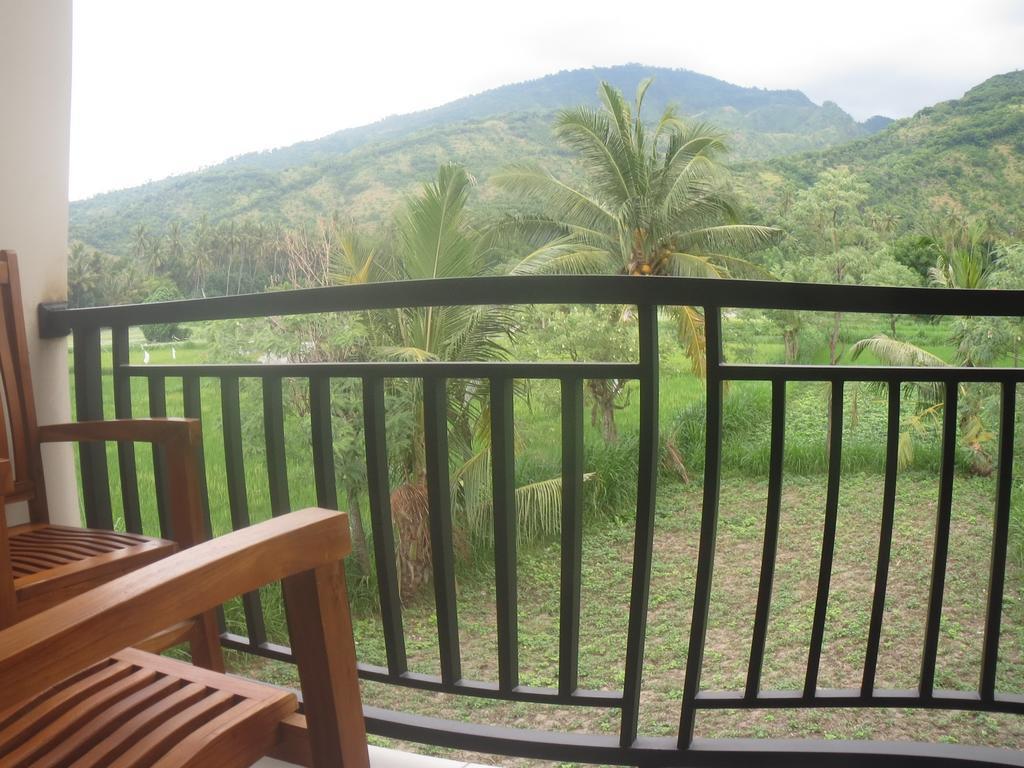 Mesari Homestay & Warung Amed Eksteriør billede