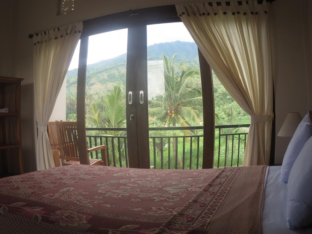 Mesari Homestay & Warung Amed Eksteriør billede