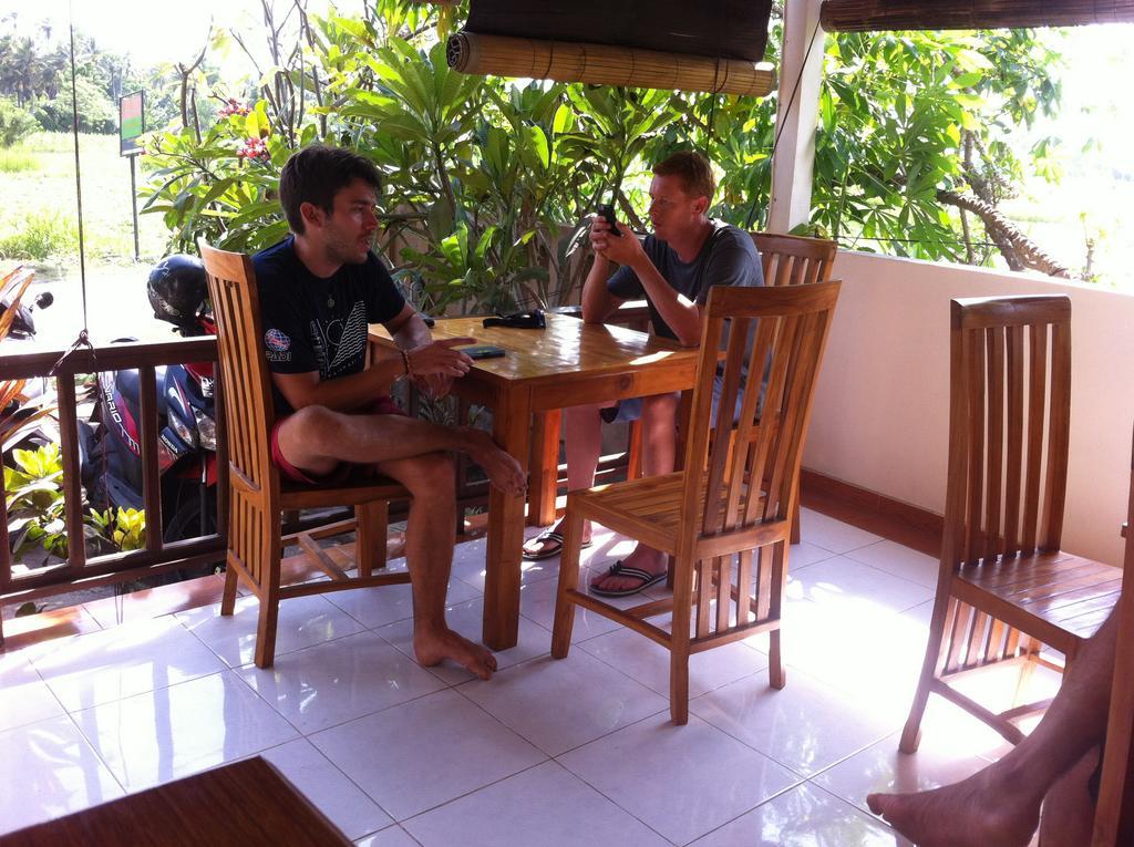 Mesari Homestay & Warung Amed Eksteriør billede