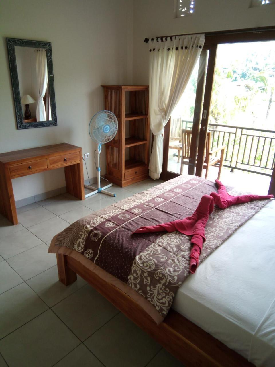 Mesari Homestay & Warung Amed Eksteriør billede