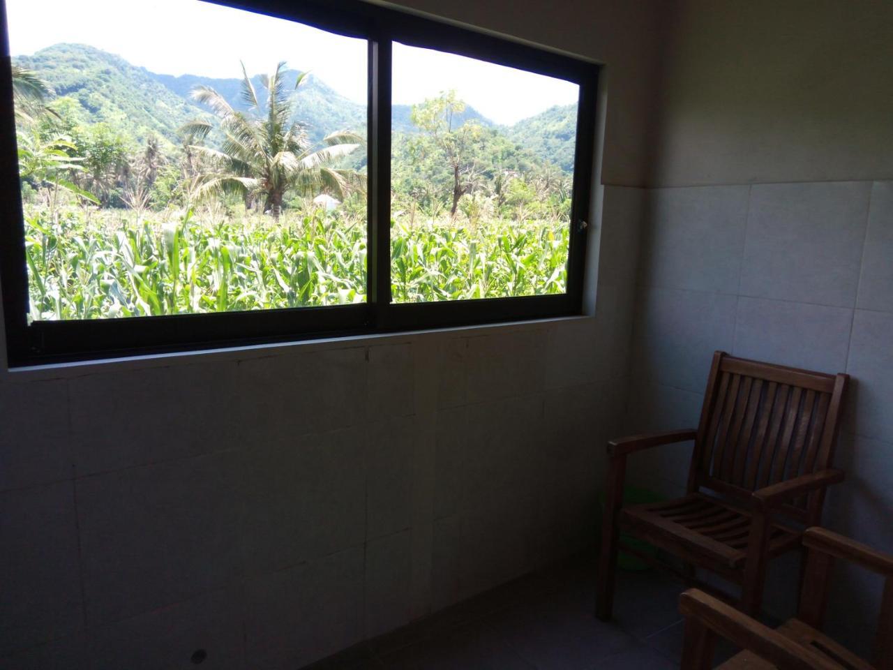 Mesari Homestay & Warung Amed Eksteriør billede
